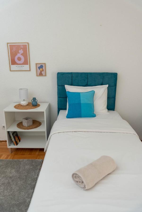 Appartamento Sweet House Parlament Belgrado Esterno foto