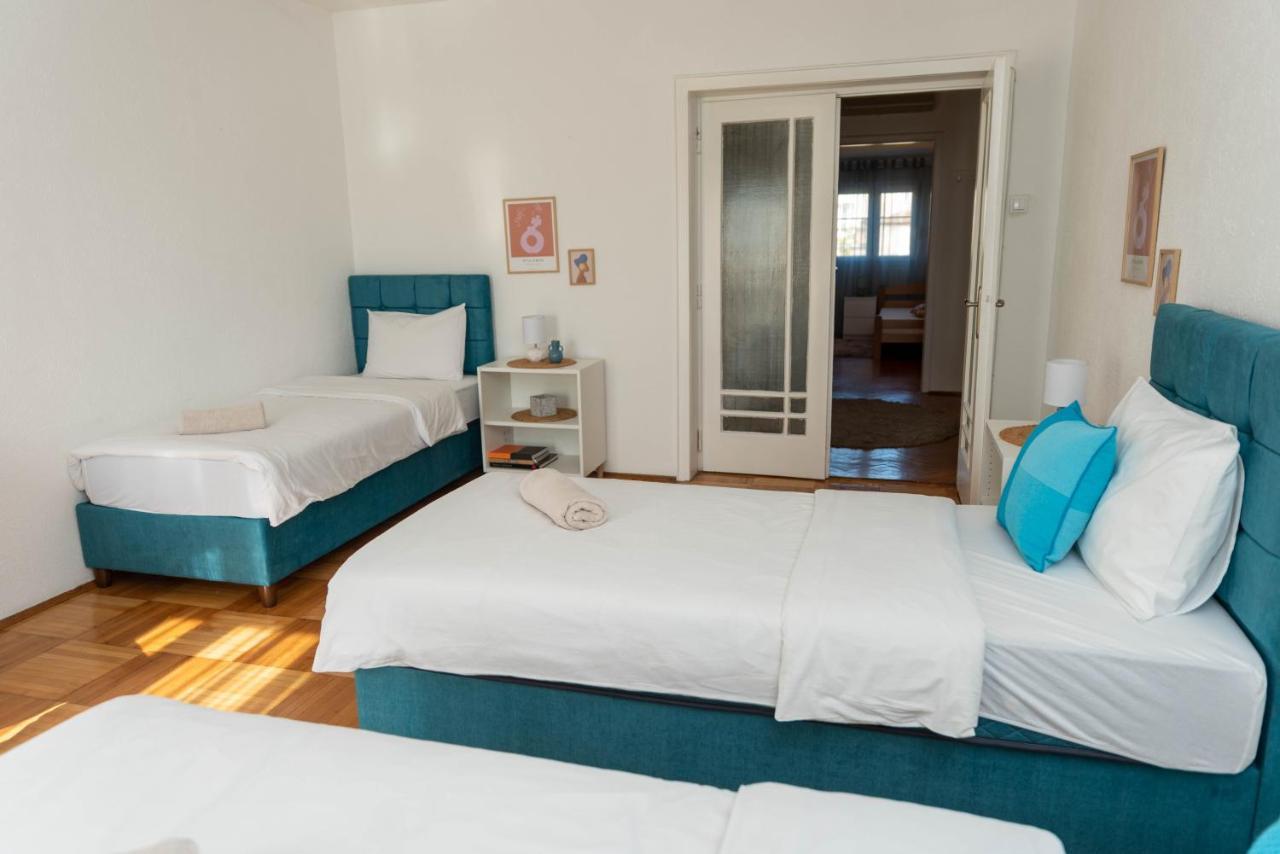 Appartamento Sweet House Parlament Belgrado Esterno foto