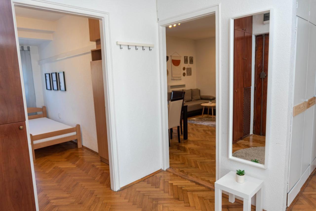 Appartamento Sweet House Parlament Belgrado Esterno foto